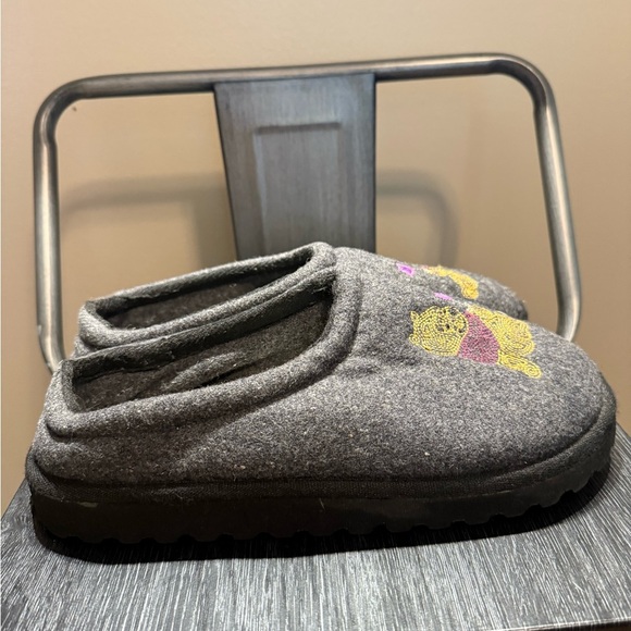 Disney Winnie the Pooh Gray Slippers with Colorful Embroidery - Picture 2 of 14
